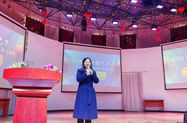 【瀛青云普法】瀛青云律所执行主任李鸿律师 进校园开展公益普法